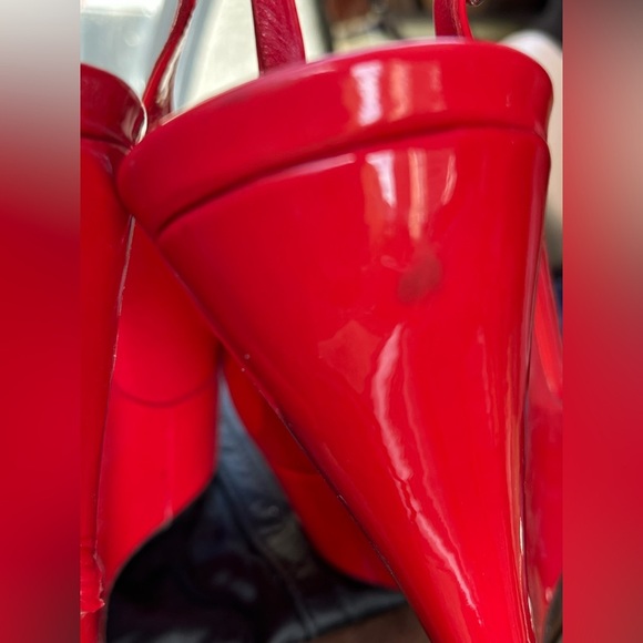 Gucci Toe Slingback Wedge Sandals - Picture 8 of 13